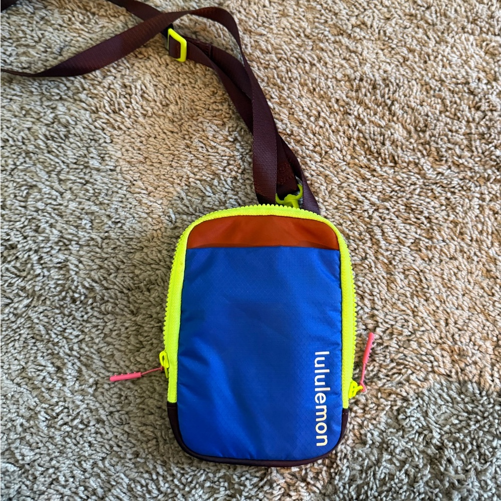 lululemon athletica Blue and Orange Belt Bag